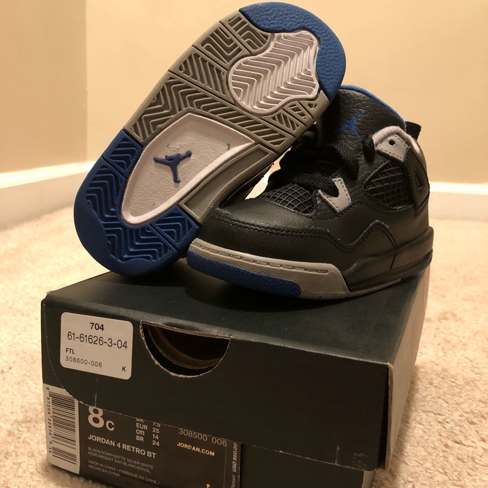 Jordan 4s